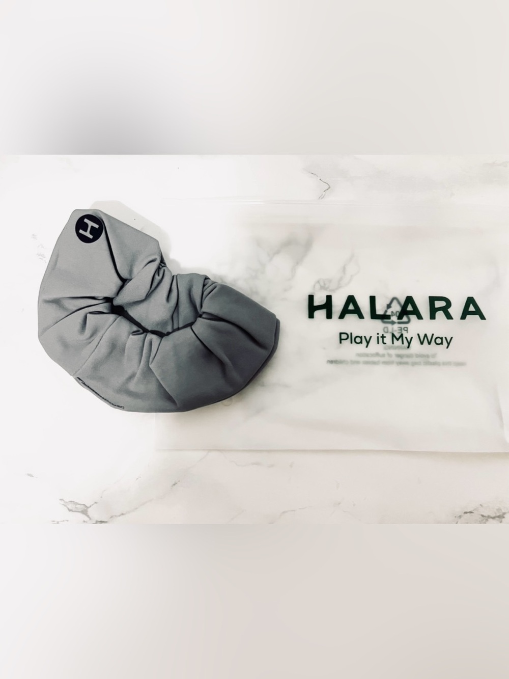HALARA Charcoal Gray Scrunchie Hair Tie